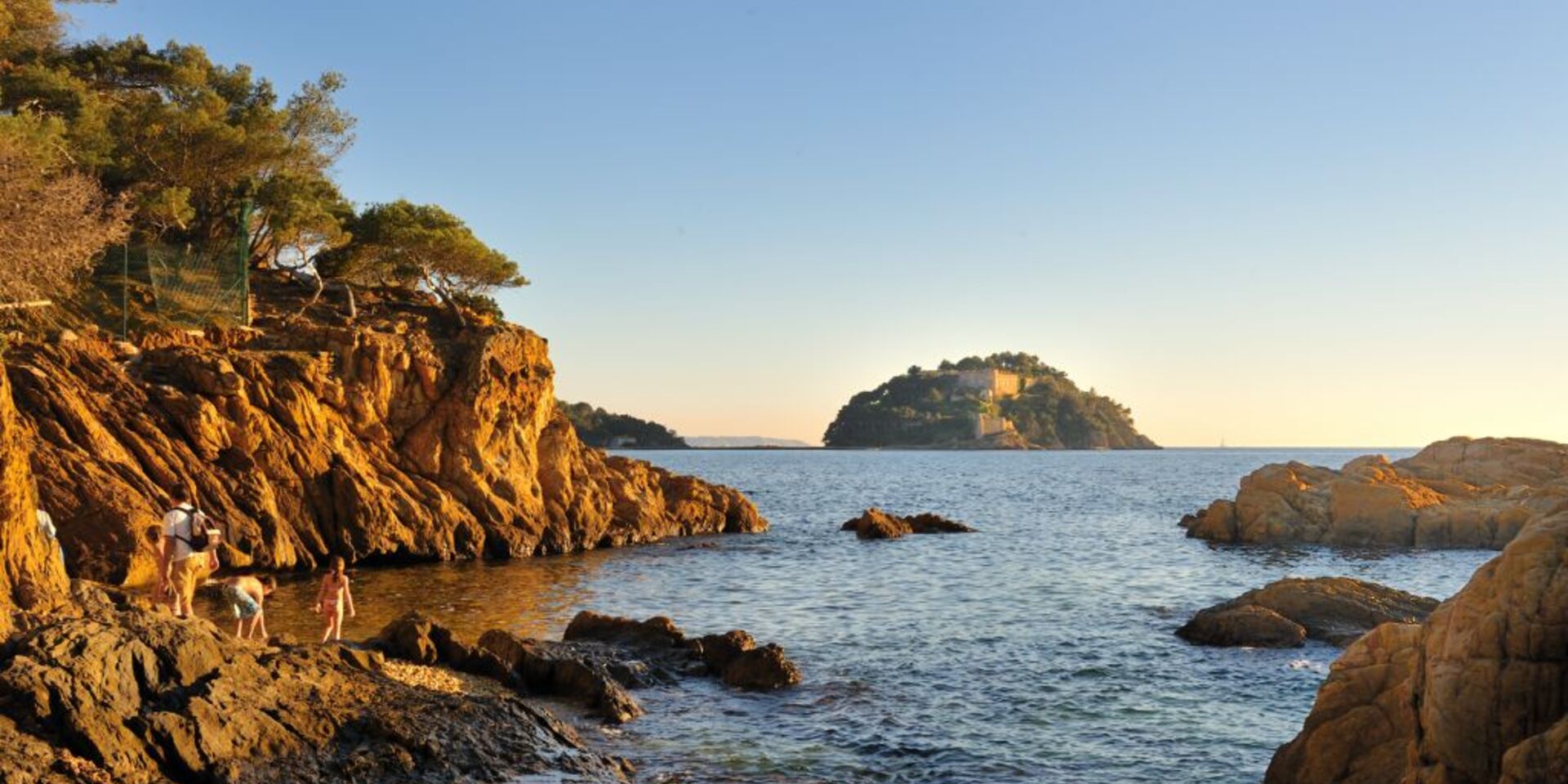 Campsite near Brégançon Fort