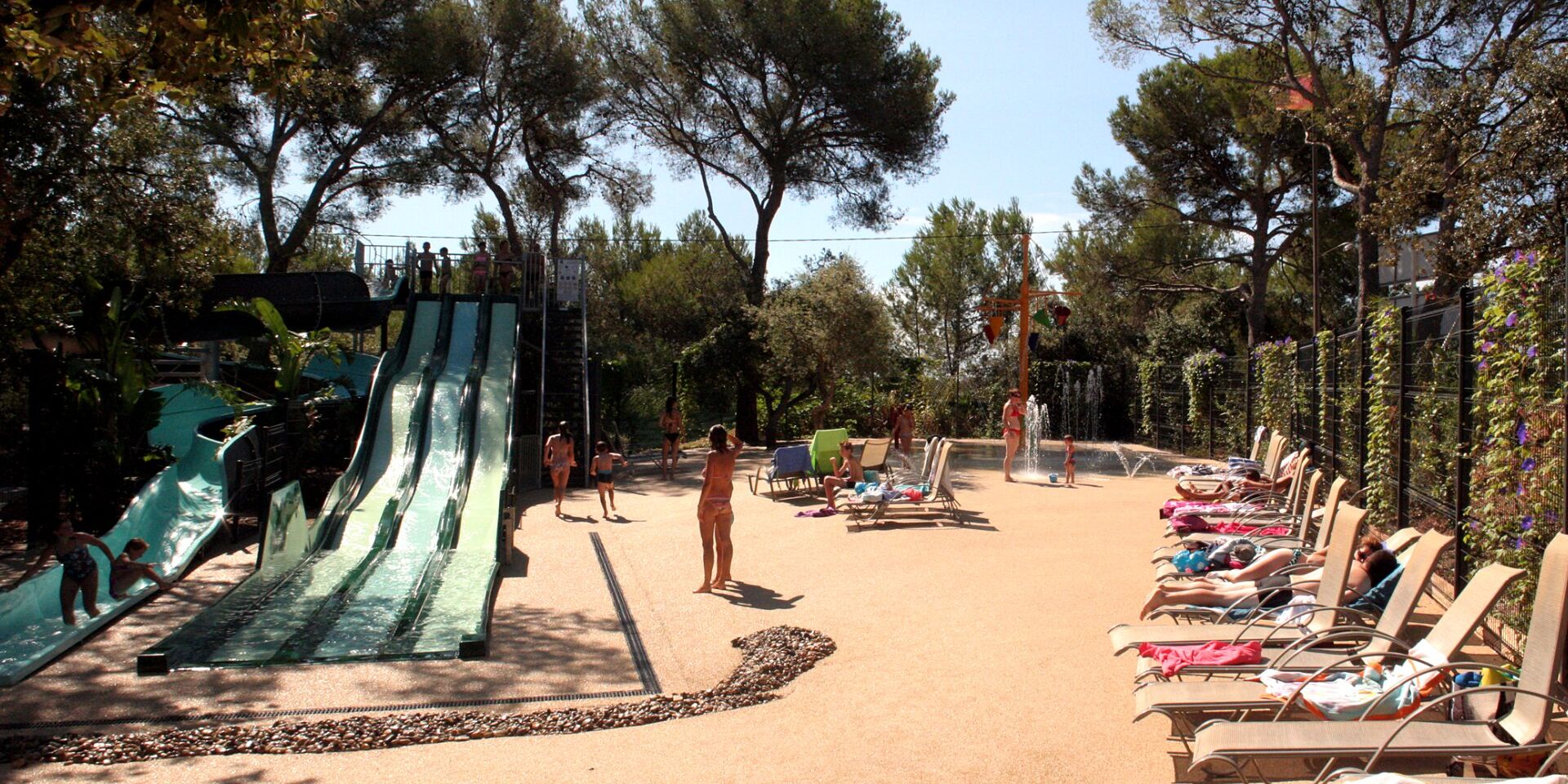 Water park, heated pools, French Riviera-Cöte d'Azur