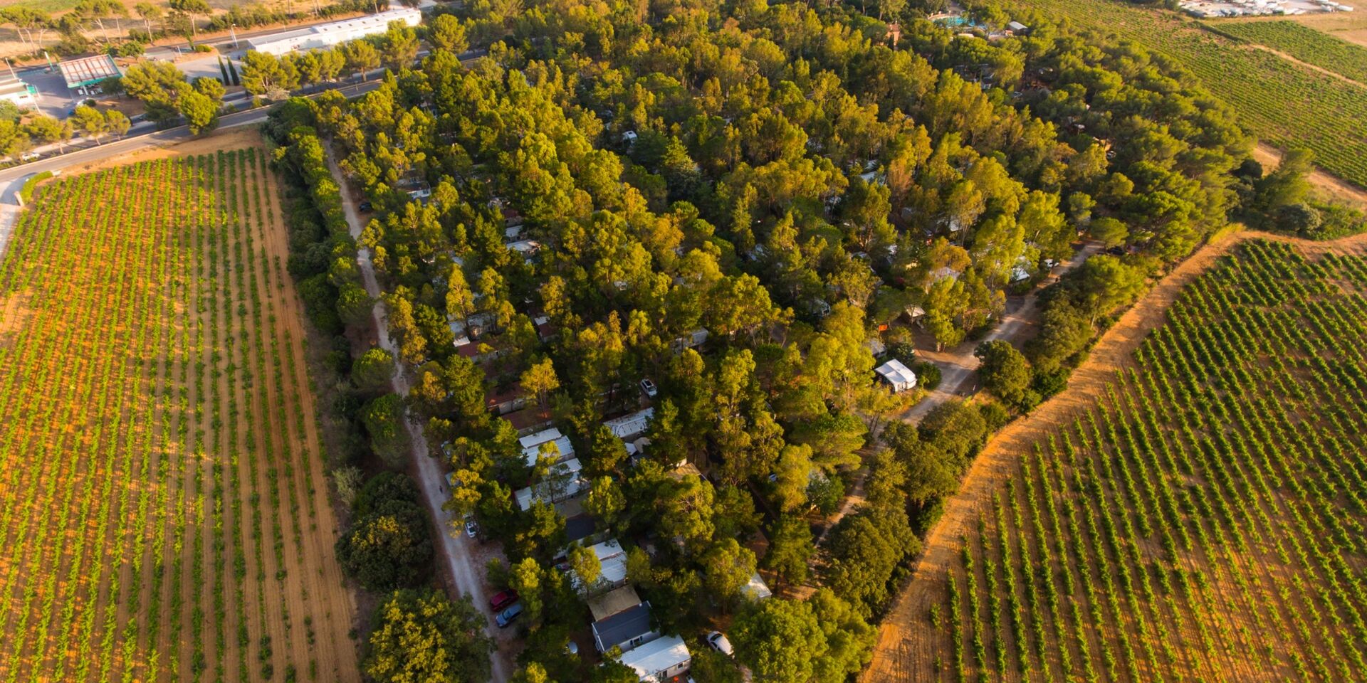 An eco-friendly and tree-filled campsite near Hyères and the Var, French Riviera-Côte d'Azur beaches