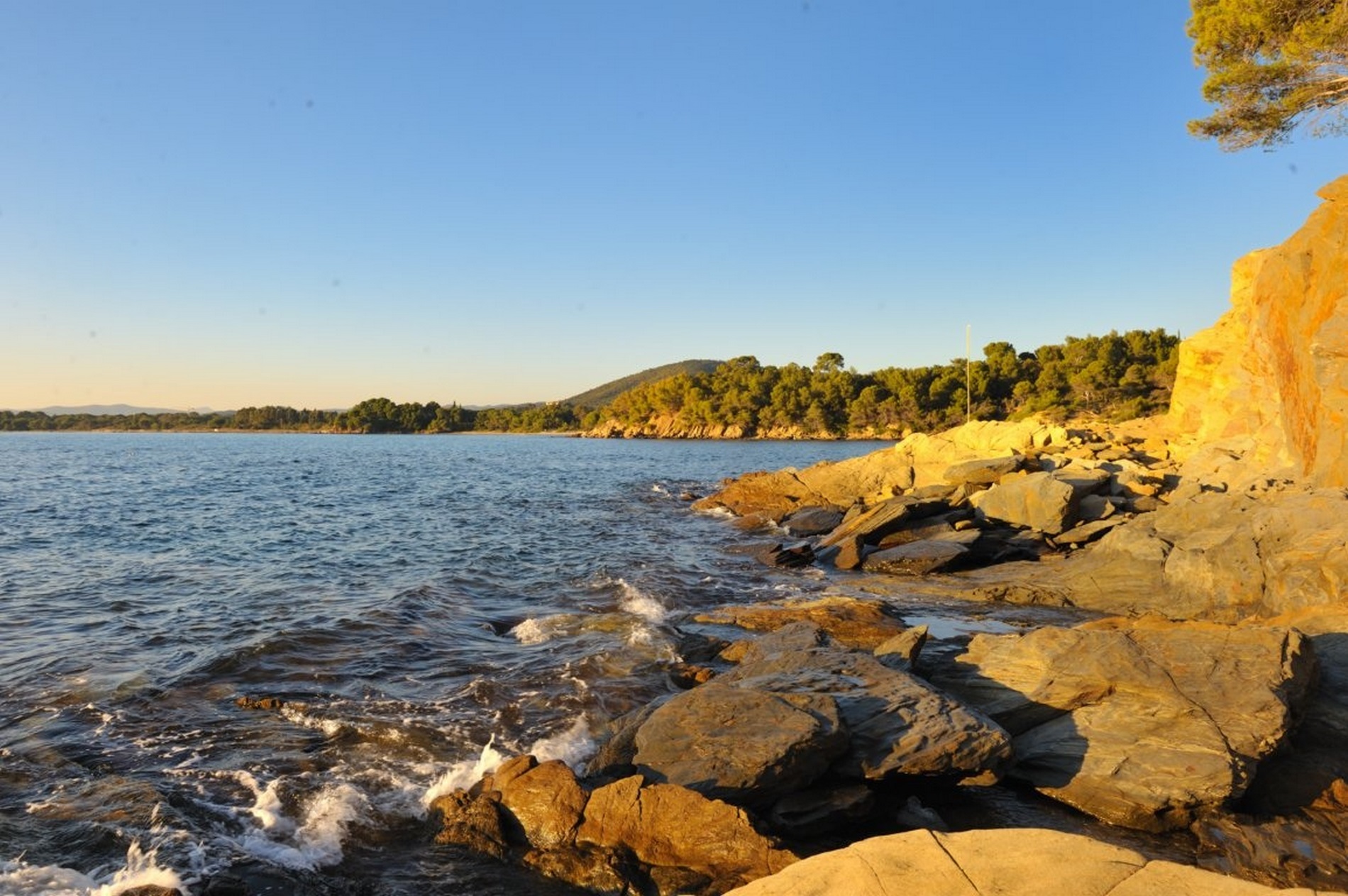 en-camping-var-bord-de-mer