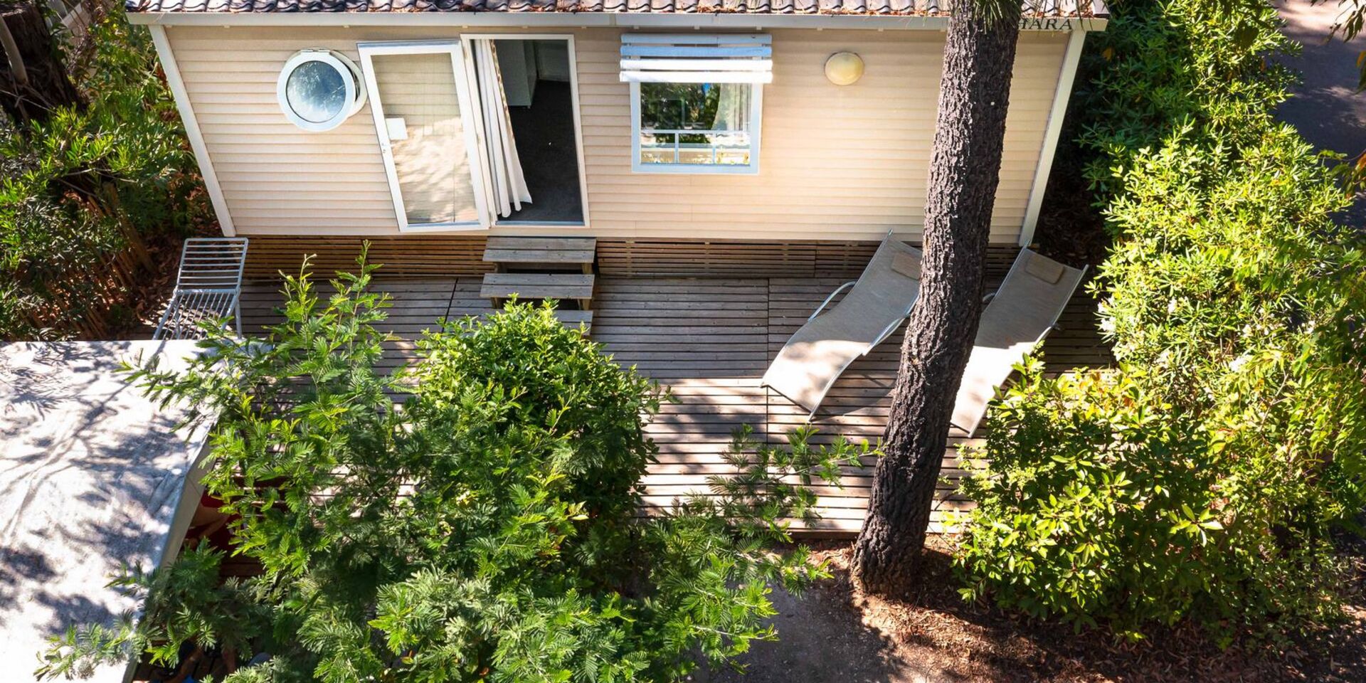 Air-conditioned mobile home for 4 guests