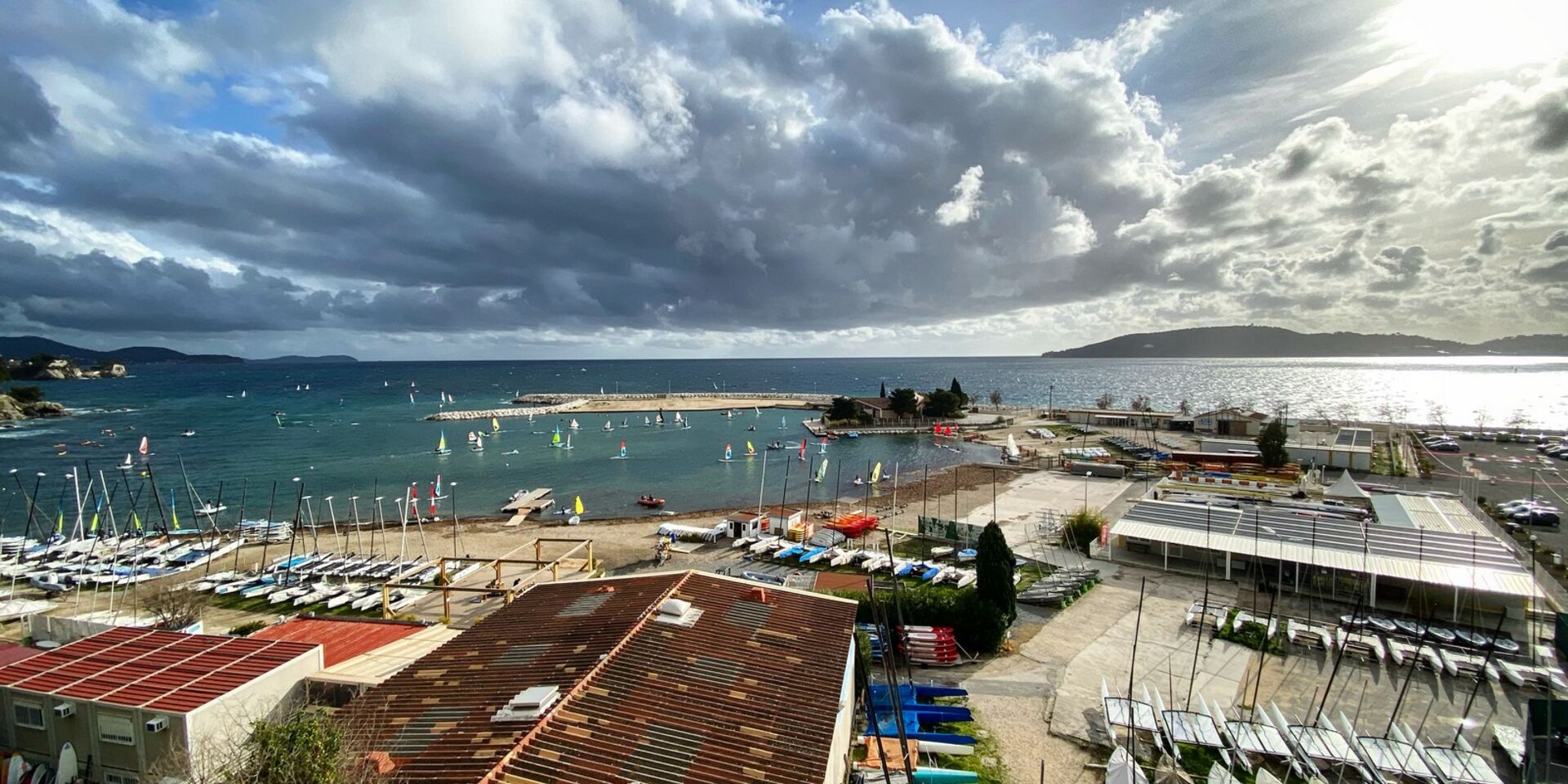 Sandy beaches in Toulon