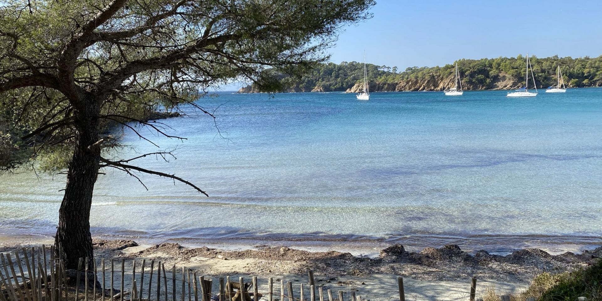 Plage de Léoube beach Bormes