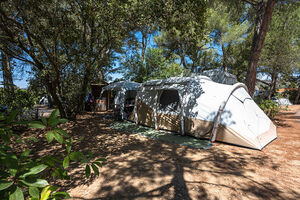 Camping Les Jardins de la Pascalinette ®